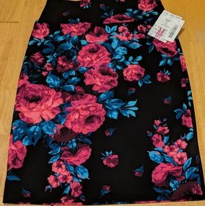 New Lularoe Medium Floral Rose Cassie
